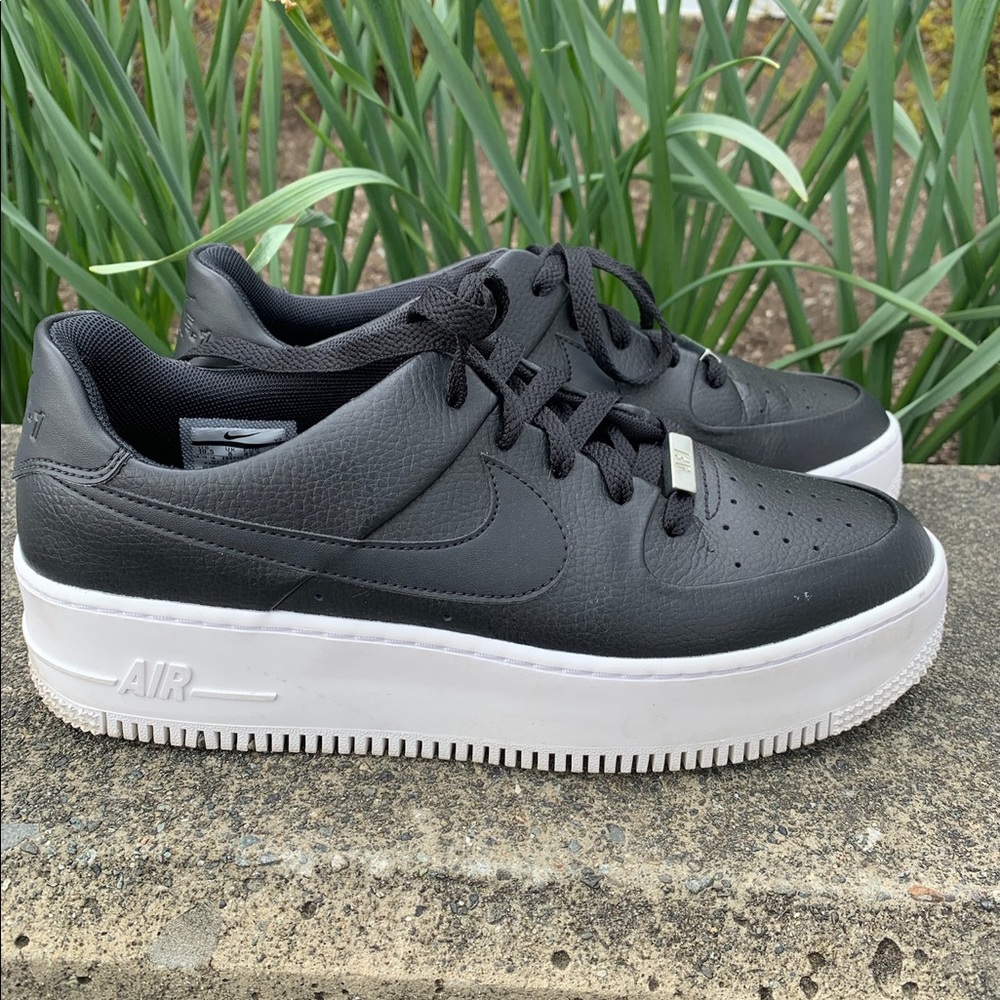 Nike Women’s Air Force 1 ‘07 Next Nature